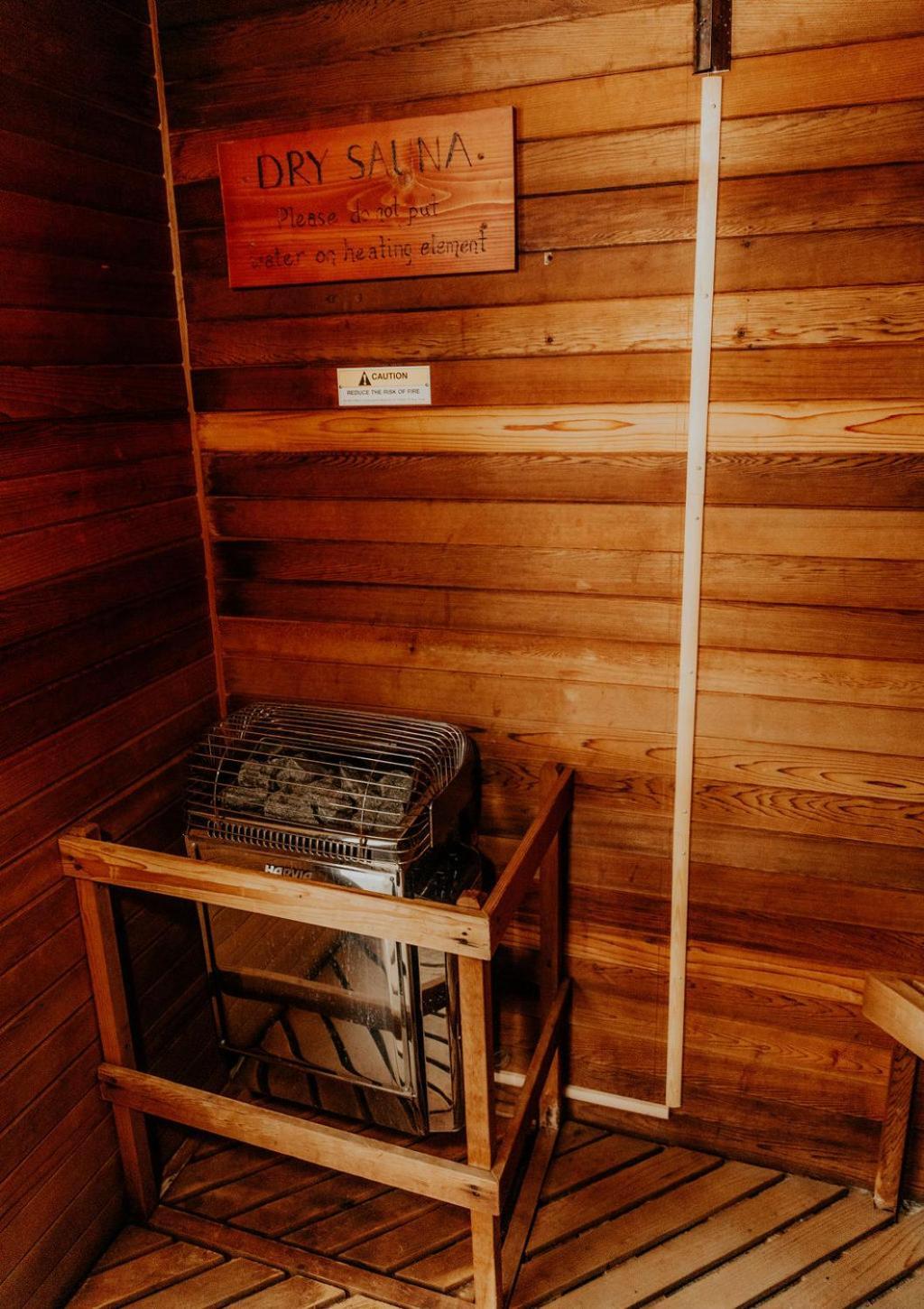 Wallace Inn Extérieur photo
